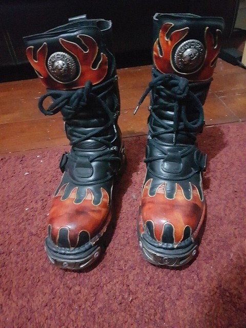 gothic boots near me